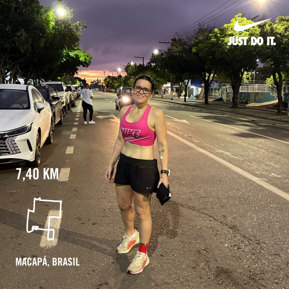 RaylanaKelly's tweet photo. 5h11min desta manhã de quinta e o treino começava . Não é difícil correr nesse horário. Difícil é acordar pra correr. 😁🫀🧠🏃🏻‍♀️

#Runner #Running #NikeRunning https://t.co/jv0eTQc1Wp