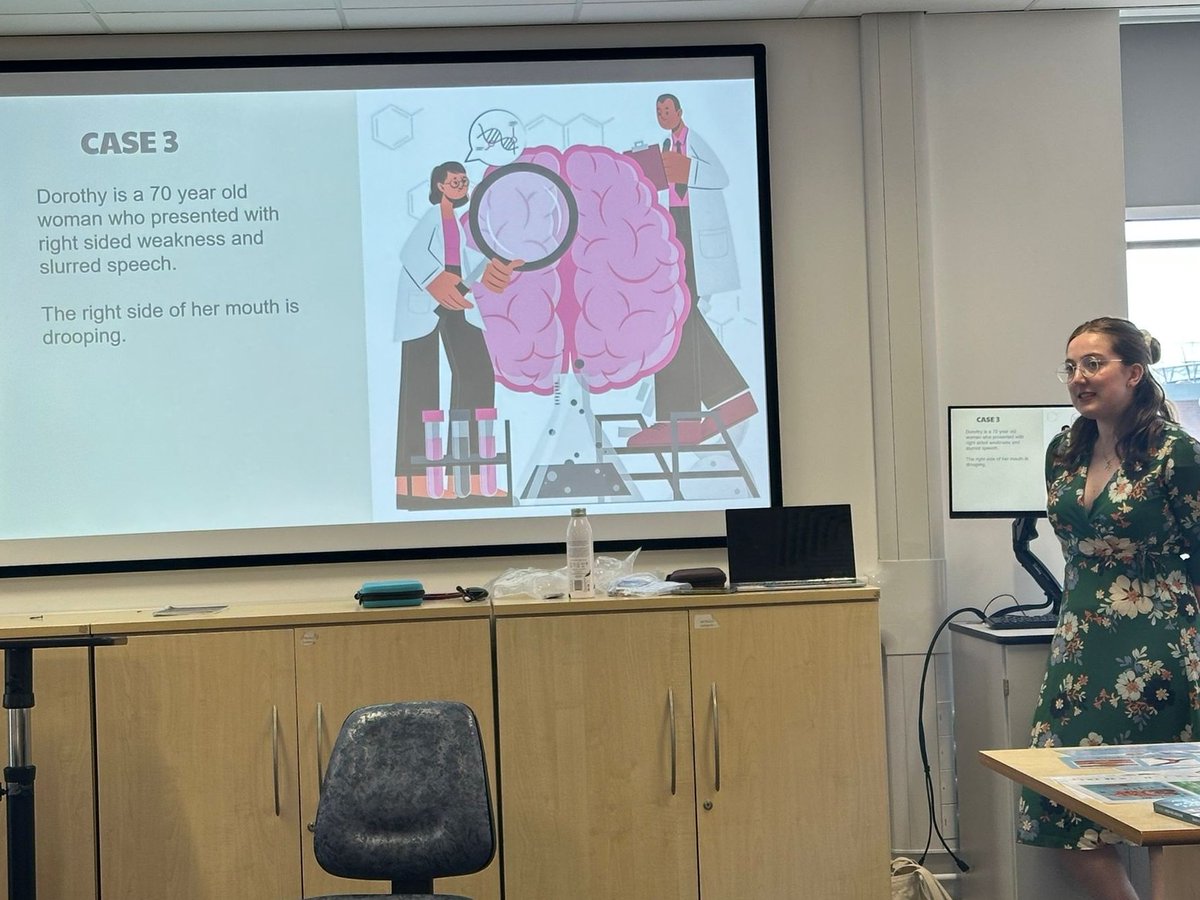 LifelabSoton's tweet image. Summer School is back – and we couldn’t be more excited!🌞
It’s one of our favourite times of year, when we welcome Year 9-11 students who want to apply for medicine 🩺
The two packed days include learning skills in our purpose-built lab at @UHSFT and a tour of @southamptonCRF.