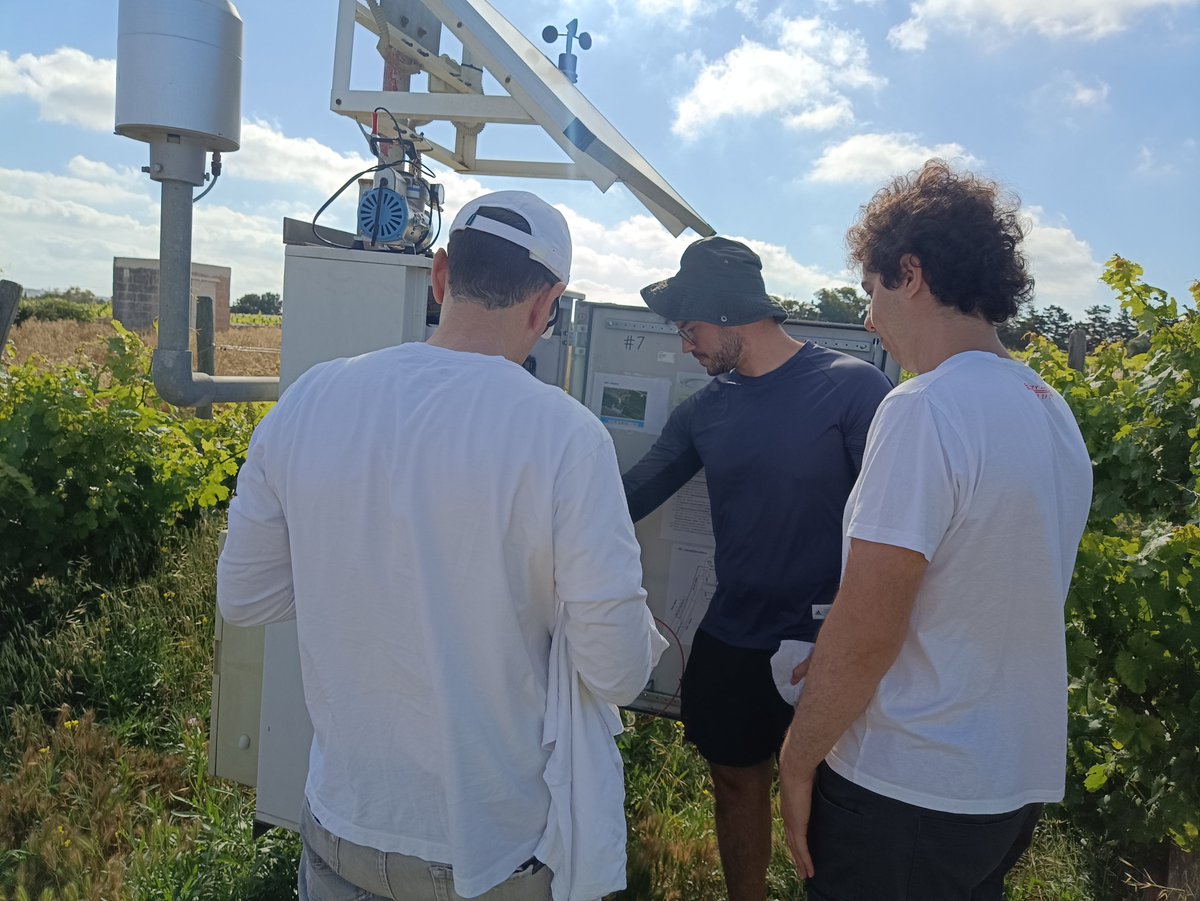This month, Master’s students from <a href="/UMmalta/">University of Malta</a>  joined <a href="/MaltaEWA/">Energy&Water Agency</a> field monitoring activities! They explored:
1 Unsaturated zone monitoring in agri-areas
2 Baseline phase of MAR pilot on a stressed aquifer
3 Water quality &amp; quantity management insights
.
<a href="/LIFEprogramme/">LIFE Programme</a>