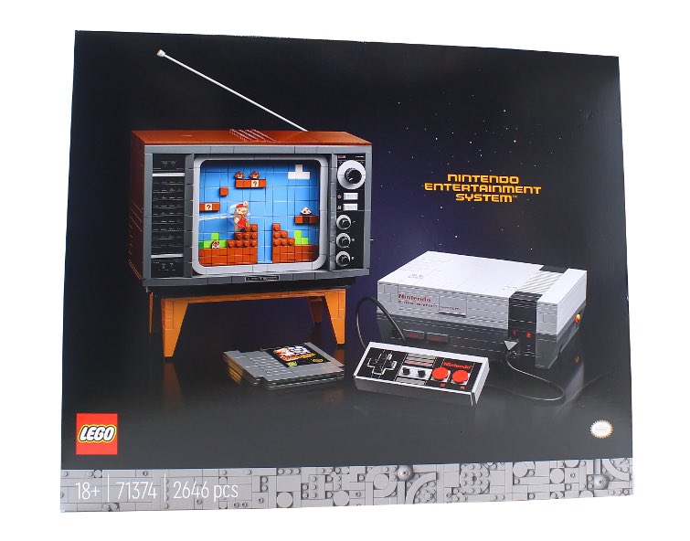 LEGOdouMoko's tweet image. 以前LEGOのNESを組み替えてロボに変形するゲームボーイを作ったことがあるけどとうとうLEGOのゲームボーイも発売されるんですね