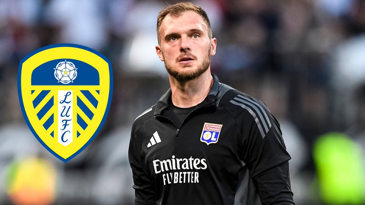 onlyleedsbros's tweet image. 🚨BREAKING: Leeds United agree deal in principle for Lyon goalkeeper Lucas Perri!
💰 Fee: Around €17 million
🩺 Medical booked ✅
🇧🇷 27 year-old Brazilian stopper incoming…
Big move between the sticks – Are you happy with this one, Leeds fans? 💭👇
#LUFC #MOT #LeedsUnited…