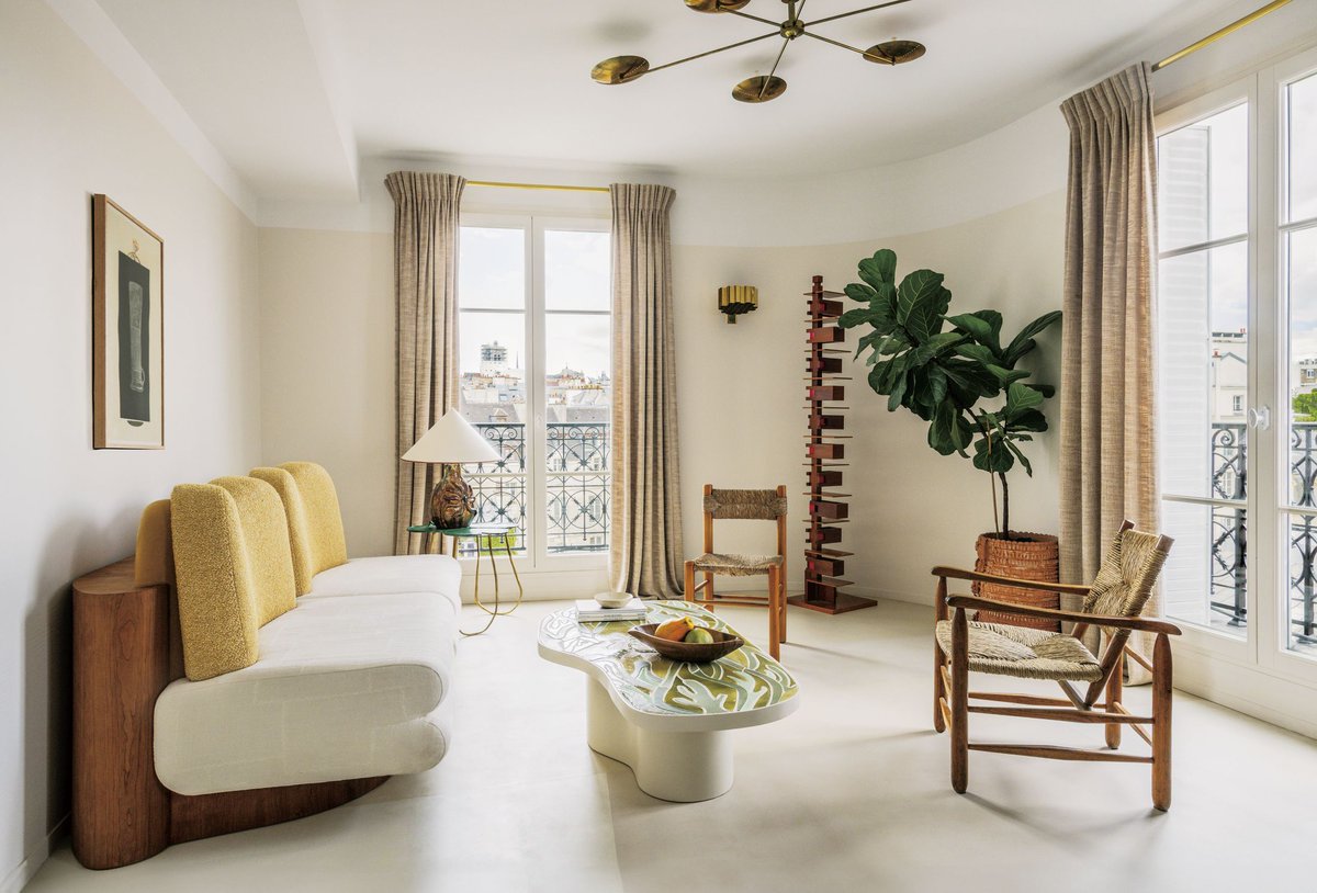 ELLEDECOR_Japan's tweet image. 【驚きの45㎡】インテリアスタイリストが解説、パリ・マレ地区のスモールハウス
bit.ly/46ZISU5
ピンクとグリーンにヴィンテージ家具。一般的なパリ・マレ地区のアパルトマンが、特別な空間へと生まれ変わった。