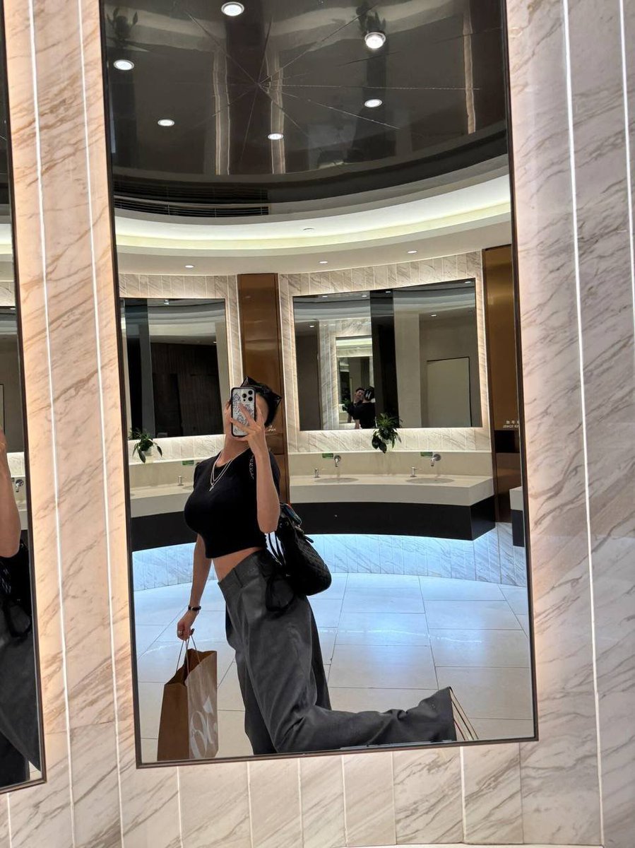 为什么这个灯光这么好看