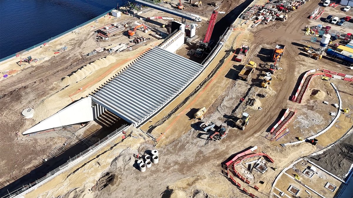 Video | Timelapse shows Esh installing beams at Stockton bridge project dlvr.it/TM58dg
