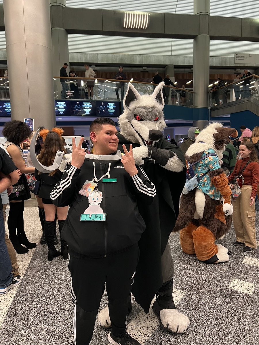 StrayBlazer's tweet image. death wolf trying to take me away at night! #FC25 @jasper_girl1989