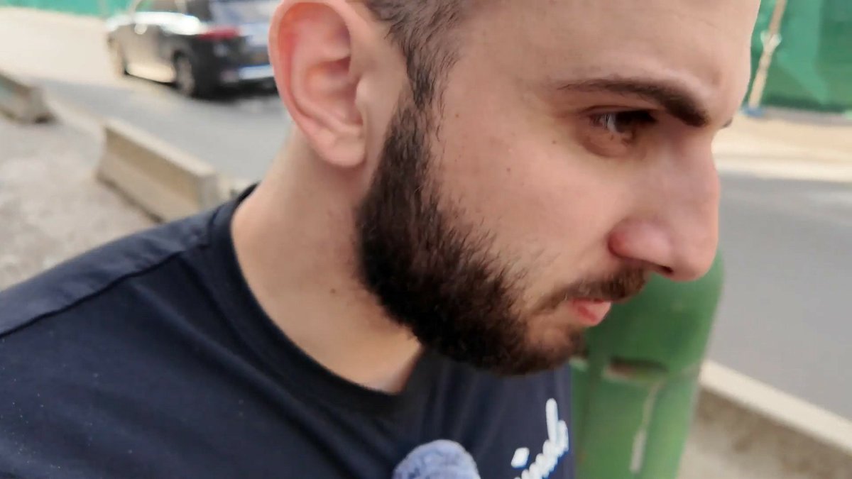 xcimbal's tweet image. Něco Vám řeknu...
Tento režim, který bych se již nebál označit za minimálně nakročený k jakémusi liberálně se tvářícímu počínajícímu fašismu, připomínajícímu dobu přesně před stoletím, také dělá chyby. A hrubé. Třeba tu s Otakarem Foltýnem. Ten měl pomoci změnu poměrů…