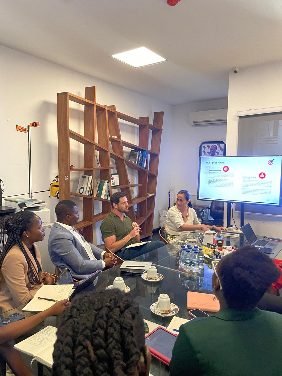 CivicHive's tweet image. We were honored to welcome Fabiola Cordova, Senior Director of Programs and Thematic Initiatives, and Christopher O’Connor, Senior Manager for Africa, from the National Endowment for Democracy (NED).
During the visit, we shared impact stories from the West Africa CivicTech…