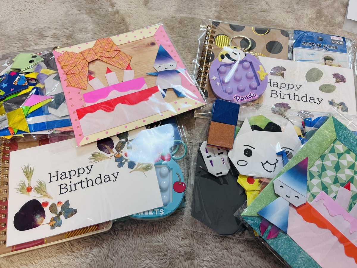 minnanolemonade's tweet image. 🎂7月も、心を込めてお届け中🎁

「みんレモおたんじょう便」は、お誕生日を迎えるお子さん・きょうだいさんへ“おめでとう”と“応援”の気持ちをぎゅっと詰めてお届けする、みんレモならではの贈りものです🍀

笑顔あふれる、素敵な一年になりますように🌈みんレモは、どんなときもそばにいます。…
