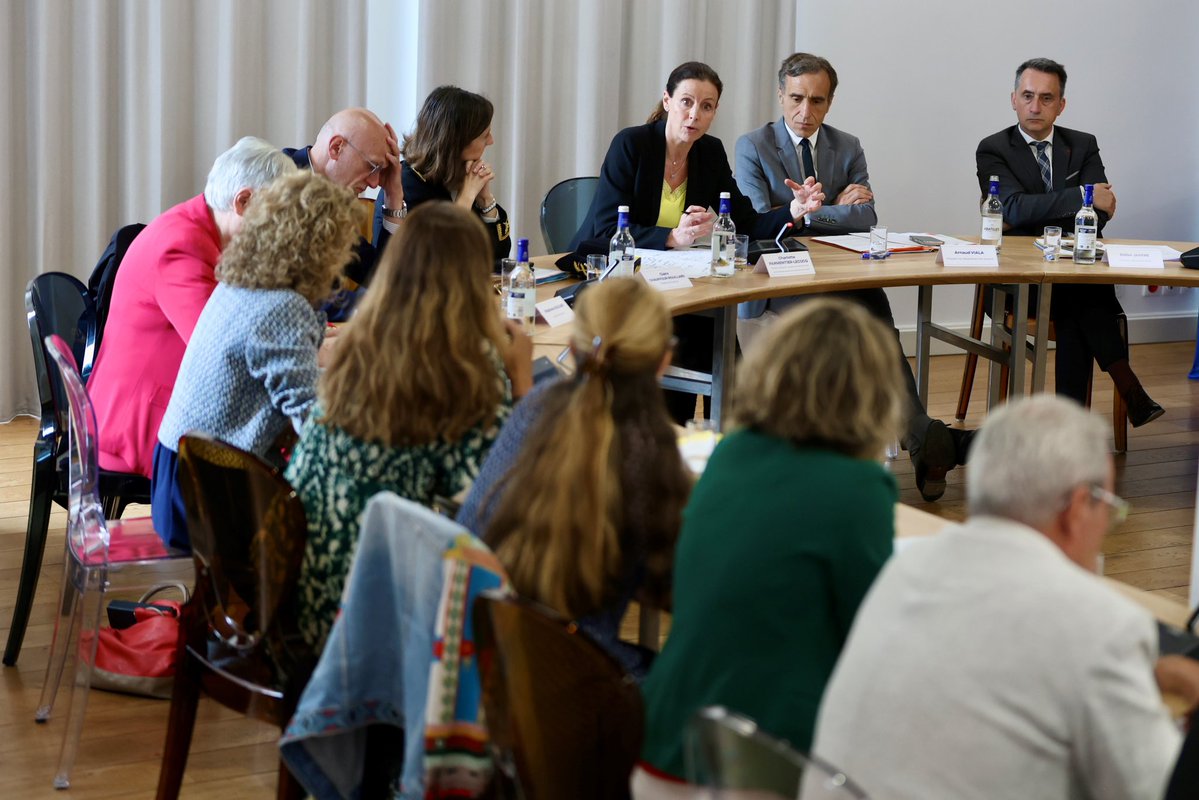 Charlotte Parmentier Lecocq (@lecocqcharlotte) on Twitter photo 📍Depuis les locaux du Conseil départemental de l’Aveyron, aux côtés d’<a href="/arnaudviala/">Arnaud VIALA</a>, président du Département et de <a href="/S_Mazars/">Stéphane Mazars</a>, député de l’Aveyron, nous avons echangé avec Pierre Roux président de l'<a href="/AssociationADPA/">AD-PA</a>, et plusieurs représentants, autour de la réforme des services 📍Depuis les locaux du Conseil départemental de l’Aveyron, aux côtés d’<a href="/arnaudviala/">Arnaud VIALA</a>, président du Département et de <a href="/S_Mazars/">Stéphane Mazars</a>, député de l’Aveyron, nous avons echangé avec Pierre Roux président de l'<a href="/AssociationADPA/">AD-PA</a>, et plusieurs représentants, autour de la réforme des services
