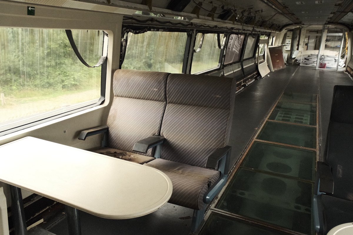 🇩🇪 Далеко на западе Германии стоит заброшенный памятник самому быстрому поезду Европы — я в Эмсланде и это испытательный полигон Маглева Transrapid
 
🚝В нулевые немцы мечтали связывать целые города и аэропорты скоростью 500км/ч, но увы, мир ICE победил