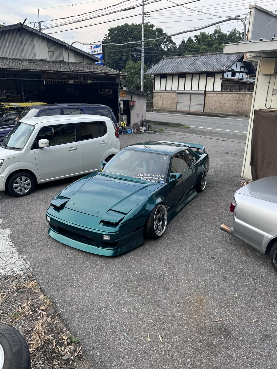 ka9_8200's tweet image. シルビア衣替えした🫶
でかいエアロに18インチキラキラなのにガチャガチャしすぎないジェントルさが売りです笑