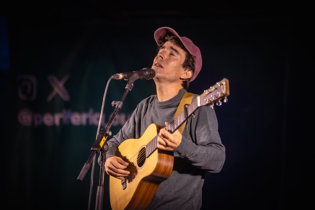 🌲 Un vespre de diumenge al Lluçanès.

✨ El passat 13 de juliol a Perafita vam gaudir d'una vetllada espectacular amb les actuacions del montserratí <a href="/FerranPalau/">Ferran Palau</a> i el seu pop metafísic i de l'algueresa Franca Masu i la seva dolçor.

🍽 Els magnífics cuiners del Cafè del Mig ens