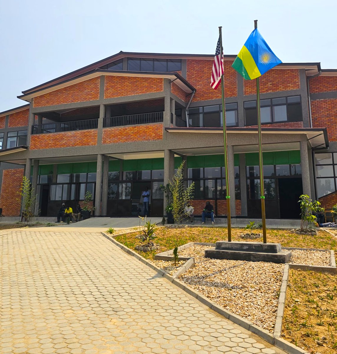 GSF_RC's tweet image. Thank you to @AriseRwanda from @RutsiroDistrict for the incredible hospitality during our 2-day study trip. We deeply appreciate the opportunity to learn from your inspiring work in education, hospitality,and community development. Your dedication truly impacted us! #Gratitude