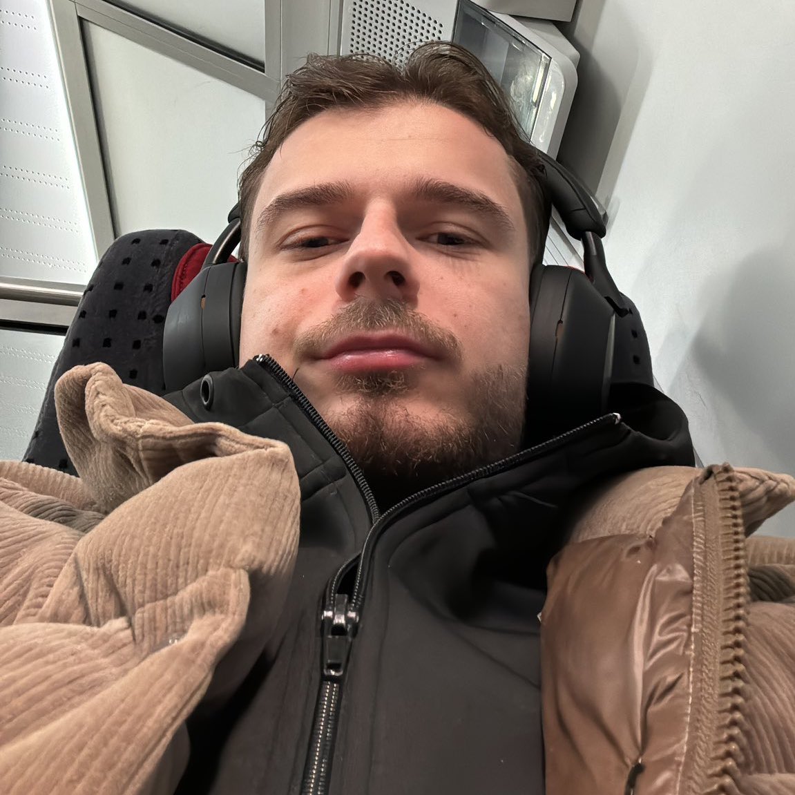 TheCSTimes's tweet image. gla1ve has been benched on ENCE, and rigoN has officially joined the team ‼️
sdy will take over the IGL role.