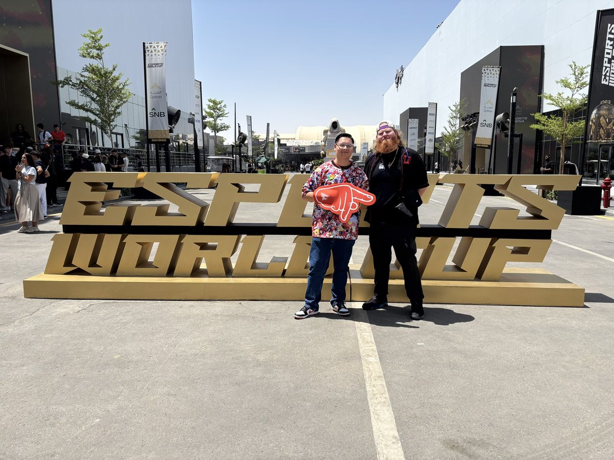 WE OUT HERE‼️‼️ 
#EWC25