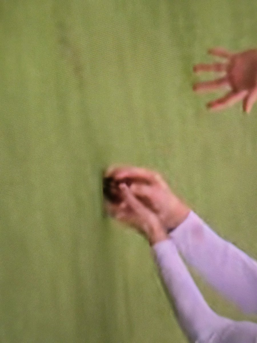 Vivekrvcse's tweet photo. The @imjadeja catch by Harry Brook had clearly touched the ground

Jadeja stood his ground as he too saw it. 

Why would he give way? 

#INDvsENG
#ECB https://t.co/23Fqnj4SEB