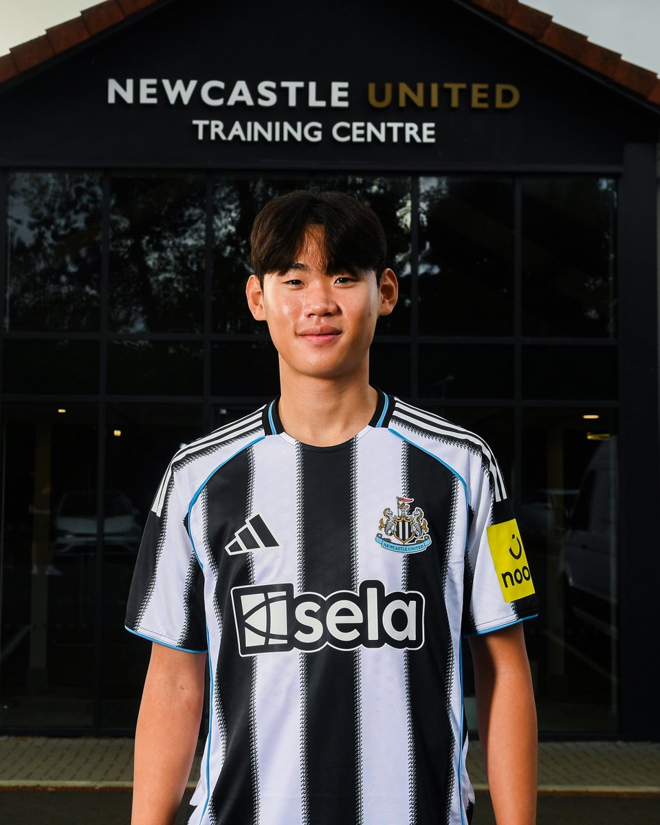 jordancronin_'s tweet image. 🚨 NUFC have completed the signing of 18-year-old winger Seung-soo Park from K-League 2 side Suwon Bluewings.
🤝 Park, who has been capped five times for South Korea U20s, will link up with the U21s squad.
📸 NUFC