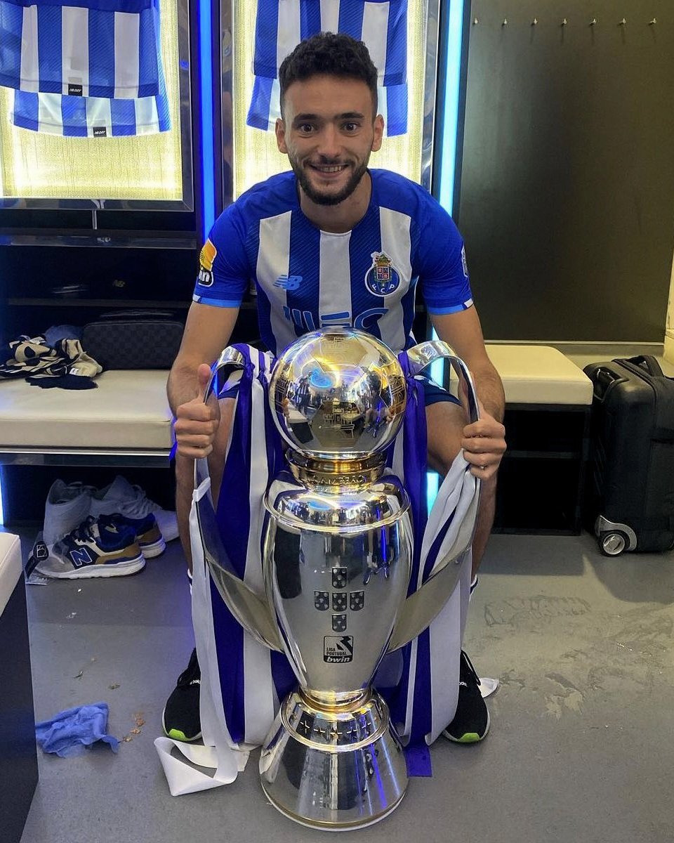 dailydragoes's tweet image. João Mário acumulou 11 títulos na sua passagem pelo FC Porto 🐉
🏆🏆 Campeonatos
🏆🏆🏆🏆 Taças de Portugal
🏆🏆🏆 Supertaças
🏆 Taça da Liga
🏆 Youth League