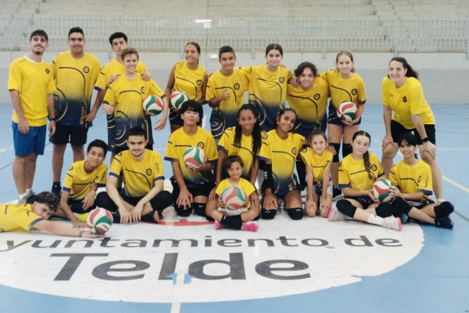 Club Voleibol Guaguas Las Palmas de Gran Canaria (@cvguaguas) on Twitter photo Campus en Jinámar - Hasta el próximo jueves, 31 de julio, estará operativo ese divertido cursillo en el Pabellón Juan Carlos Hernández que ha organizado el CD Axinamar en colaboración con el CV Guaguas.
Este campus y el de La Palmas de Gran Canaria son impulsados por <a href="/Cajamar/">Grupo Cajamar</a> Campus en Jinámar - Hasta el próximo jueves, 31 de julio, estará operativo ese divertido cursillo en el Pabellón Juan Carlos Hernández que ha organizado el CD Axinamar en colaboración con el CV Guaguas.
Este campus y el de La Palmas de Gran Canaria son impulsados por <a href="/Cajamar/">Grupo Cajamar</a>
