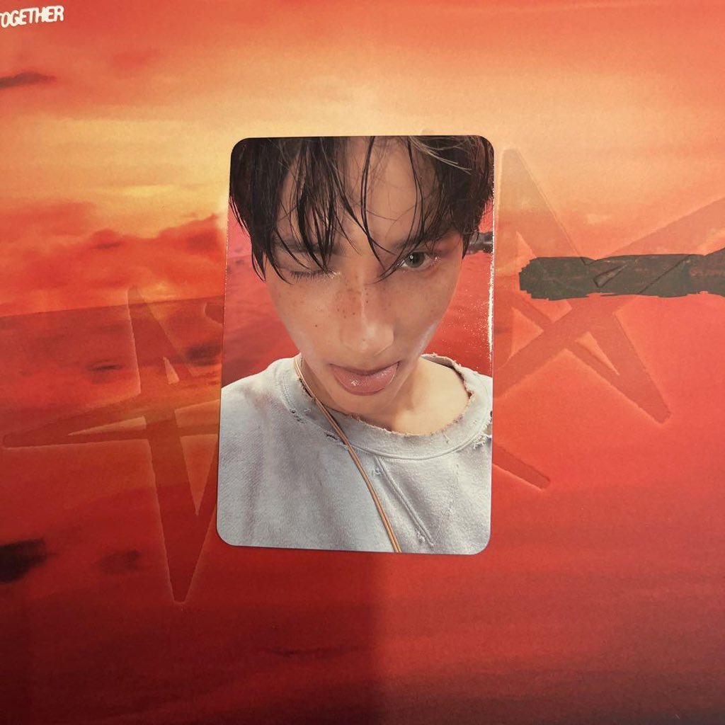 Pogi_findsPh's tweet image. wts lfb ph tomorrow by together txt• #pfph_finds B41 Mercari Finds
• NOT ONHAND
Hueningkai The Star Chapter Together afterglow rpc
₱260 + Lsf
•with isf already; pf Lsf tbf
•130 DP to secure
•rb august 20