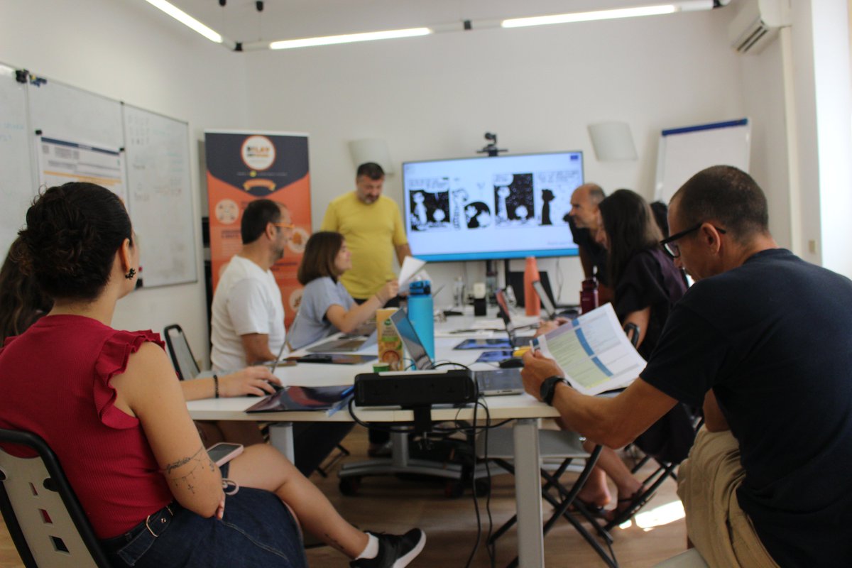 replaynetwork_'s tweet photo. Act’EVE 🌿 andiamo oltre la #Sostenibilità verso la #Rigenerazione! Insieme 🇵🇹🇫🇷🇮🇹🇧🇬 co-creiamo  laboratori, app con micro-apprendimenti, percorsi integrati per attivare giovani e territori. Un progetto #ErasmusPlus #gioventù 🇪🇺 #youthwork https://t.co/9G3MmcPhTW