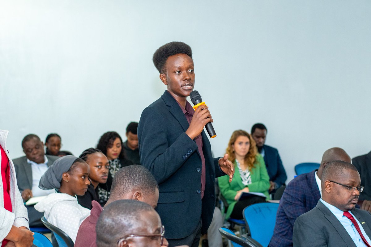 KAS_Kenya's tweet image. 📍 Happening now at the University of Nairobi!

The #NairobiGeoSecurityForum2025 convenes key stakeholders for a focused exchange on Kenya’s geosecurity priorities and regional engagement.

In attendance:
🇰🇪 Hon. John Munyes Kiyong’a, EGH – Special Envoy for Peace, Ateker Region.