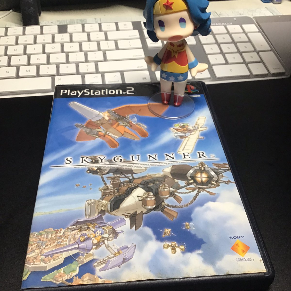 heidon's tweet image. Bonyeer and Doc スカイガンナー 買ってきてプレイしようとしたら中古で買ってあったPS2の調子が急に悪くなって殆どプレイできていない;いつかPS2を買い直してプレイするぞー…と思ってたらもうPS5の時代ですよw