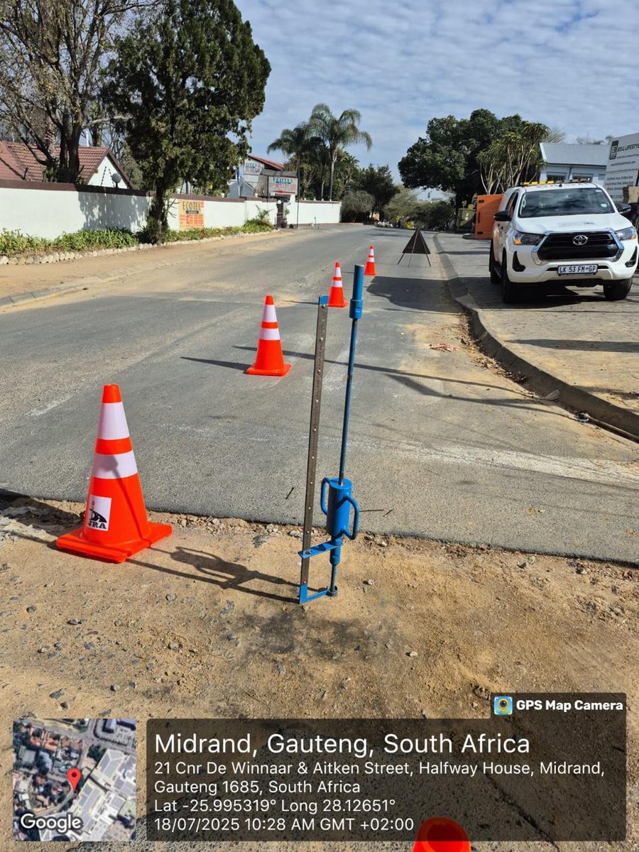 MyJRA's tweet image. Dynamic Cone Penetration (DCP) testing to evaluate the mechanical properties of soils between the ground surface.
DCP tests provide real-time data on the soil's resistance to penetration, which is crucial for engineering designs and construction. @CRUMRegionA #JoburgRoads