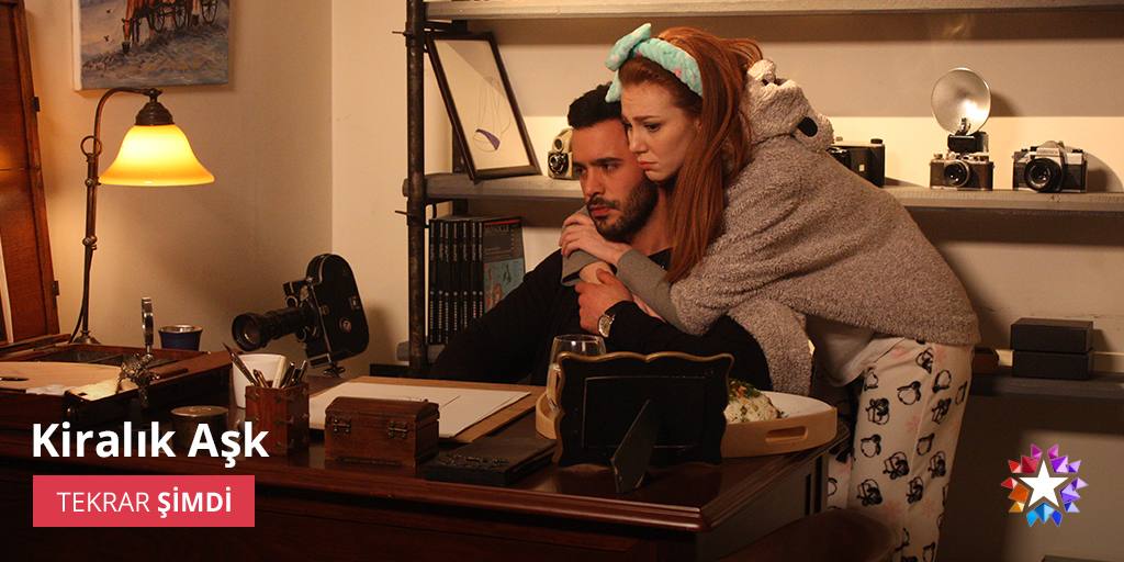 startv's tweet image. Ömer'in zor kararı... #KiralıkAşk tekrar bölümüyle şimdi Star'da!
🔗 startv.com.tr/canli-yayin