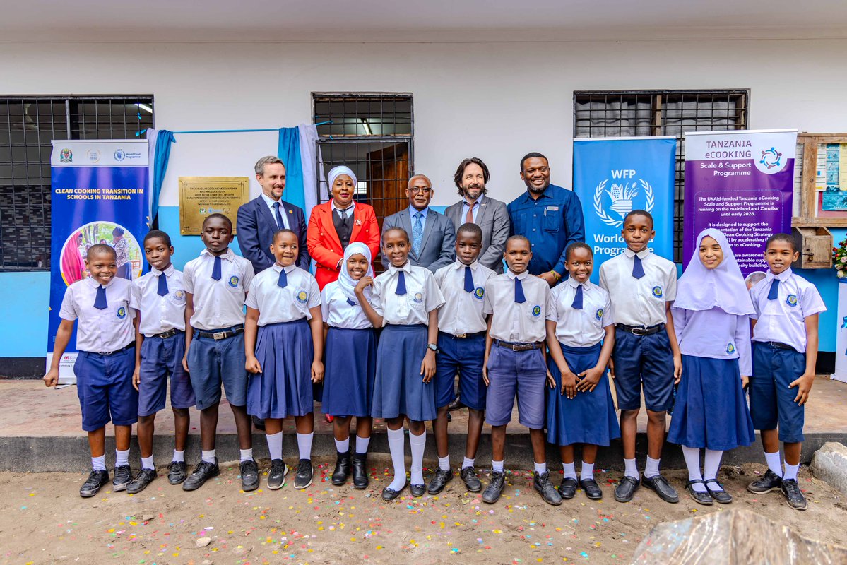 Sustainable Energy for All | #SDG7BeBold (@seforallorg) on Twitter photo <a href="/SEforALLorg/">Sustainable Energy for All | #SDG7BeBold</a> , <a href="/WFP/">World Food Programme</a> , and the gov of Tanzania - supported by <a href="/UKMECS/">Modern Energy Cooking Services</a> launched the first eCooking model kitchen at Kibasila Primary School to improve health, efficiency & sustainability in school feeding.
Healthier kitchens. Cleaner futures.
🔗Learn More:seforall.org/news/clean-coo… <a href="/SEforALLorg/">Sustainable Energy for All | #SDG7BeBold</a> , <a href="/WFP/">World Food Programme</a> , and the gov of Tanzania - supported by <a href="/UKMECS/">Modern Energy Cooking Services</a> launched the first eCooking model kitchen at Kibasila Primary School to improve health, efficiency & sustainability in school feeding.
Healthier kitchens. Cleaner futures.
🔗Learn More:seforall.org/news/clean-coo…