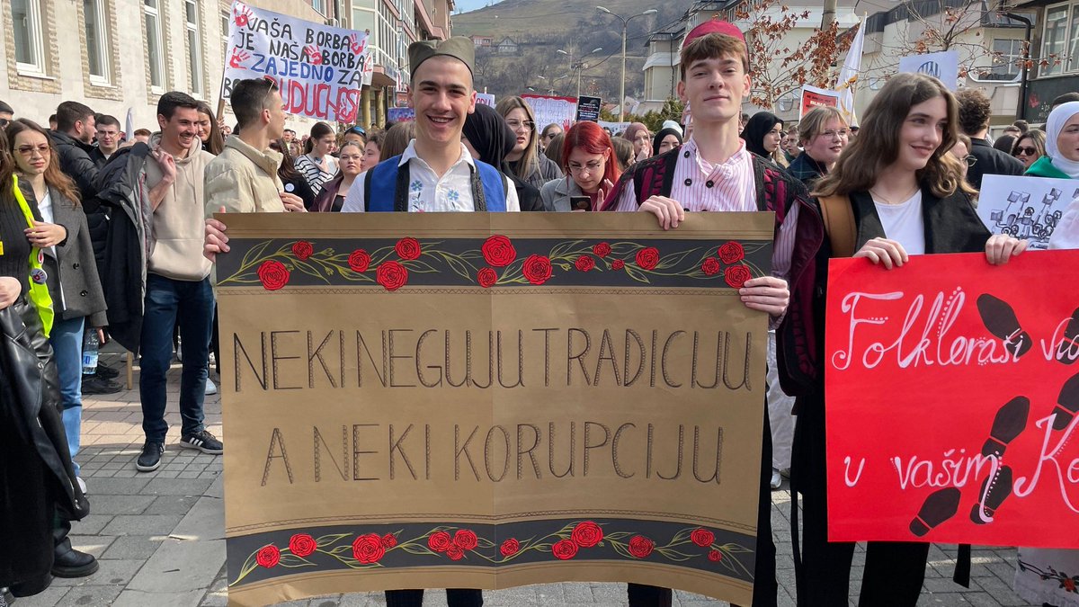 sticenik's tweet image. Prošlo je skoro 3,5 meseca od veličanstvenog skupa u našem gradu,želio bih samo da naglasim,energija nije nestala,akomuliramo se za ono što sledi kada malo prehladi.
Pozdrav i vidimo se.
Pumpaj 💪
