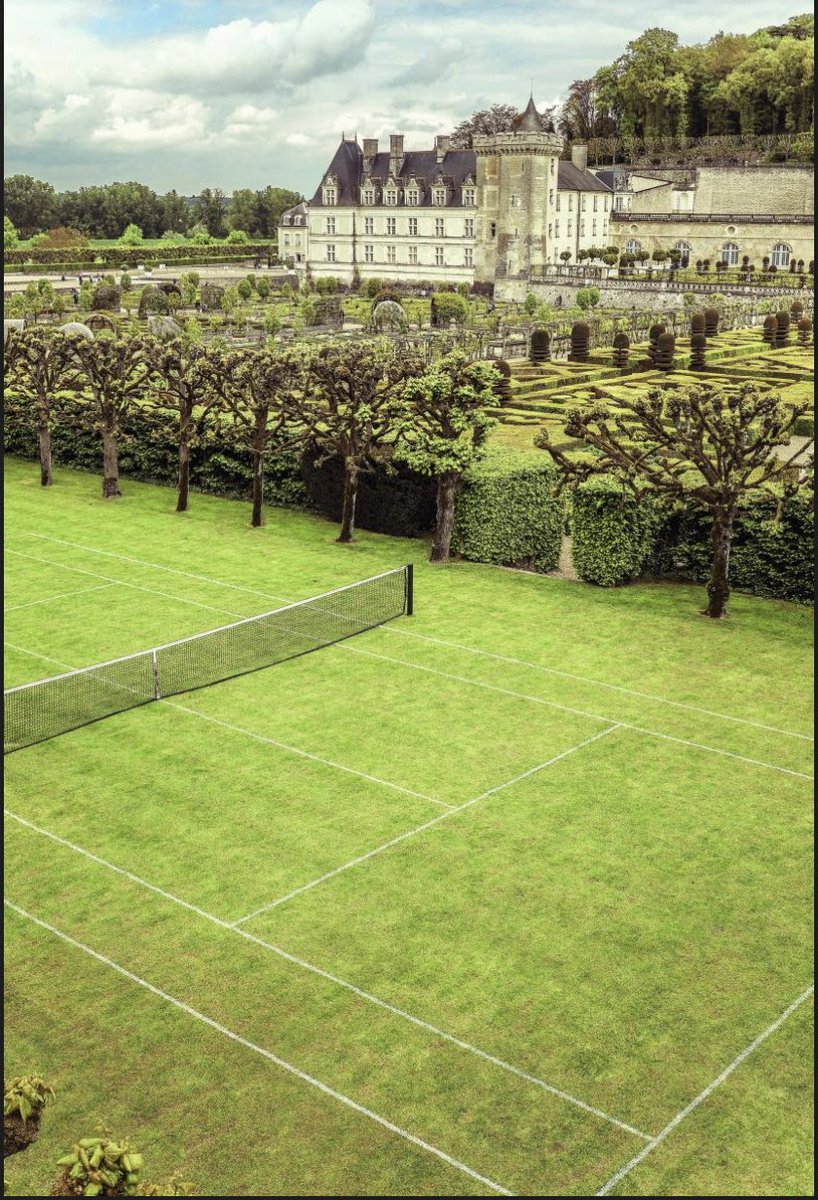 christophclarey's tweet image. Visited this recently. How's that for a grass court?
#tennis