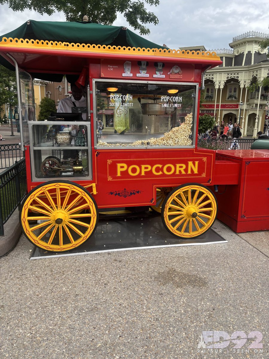 ED92Magic's tweet image. New popcorn dolls 🍿
Lady Liberty 🗽 on Main Street
and Panchito Pistoles in Frontierland
Have a look below ✨