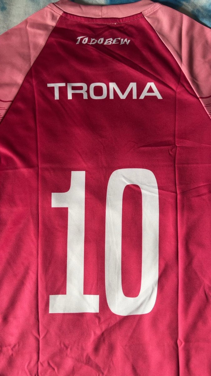 KrokanBouche tweet media