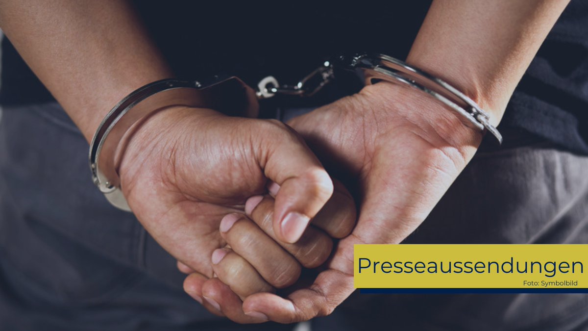 LPDWien's tweet image. ✅ Klärung zweier Raubüberfälle auf Trafiken
✅ Serieneinbrecher festgenommen
✅ Festnahme nach Einbrüchen durch Jugendliche
✅ Festnahme nach gewerbsmäßigen Diebstahl
#Presseaussendungen polizei.gv.at/wien/presse/au…