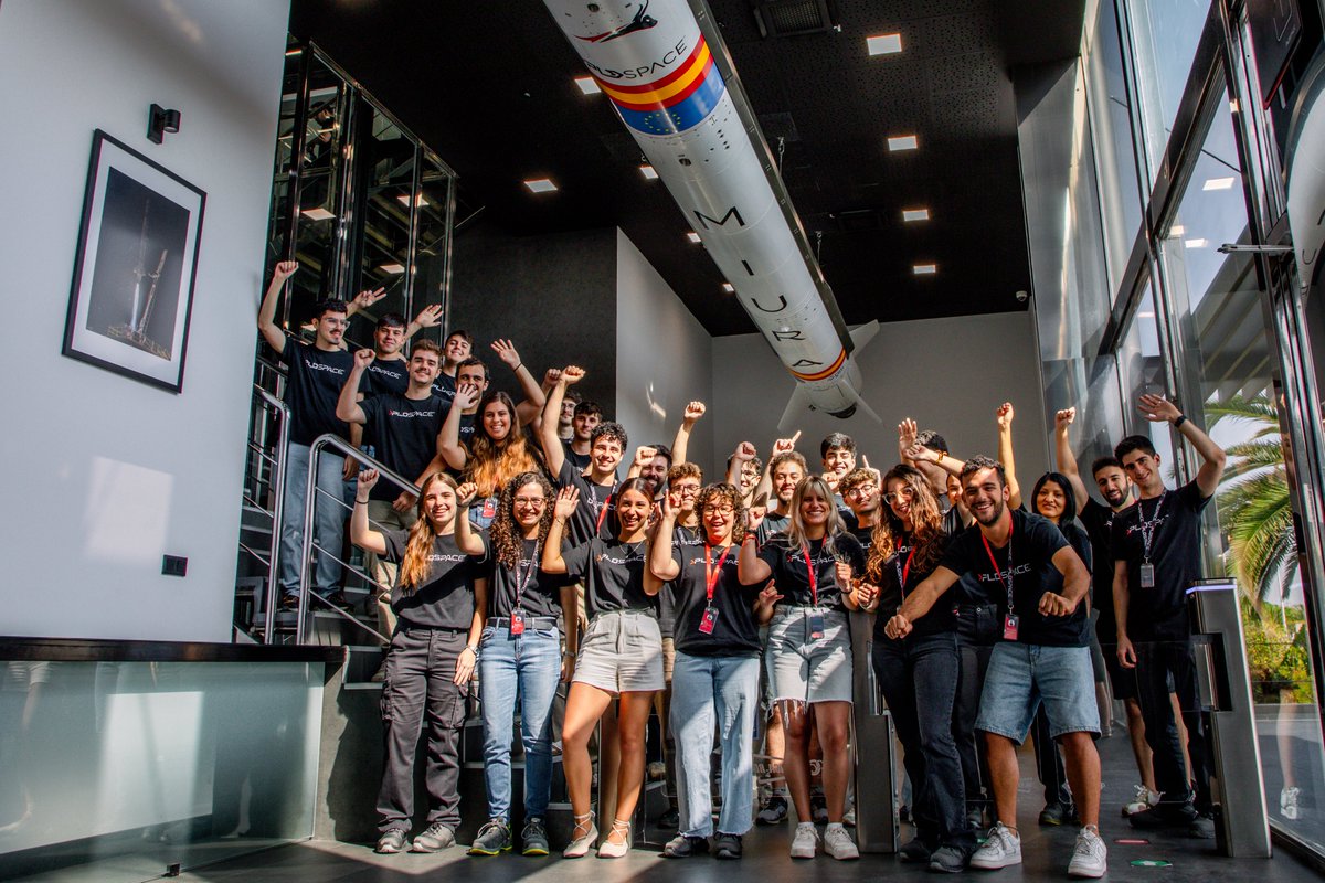 PLD_Space's tweet image. ✨Bringing fresh energy, curiosity, and ideas to our team — that’s exactly what our 34 interns from the 1st Early Talent Program are doing here at PLD Space.
They come from over 15 universities and vocational training programmes across Spain and Europe, and are currently…