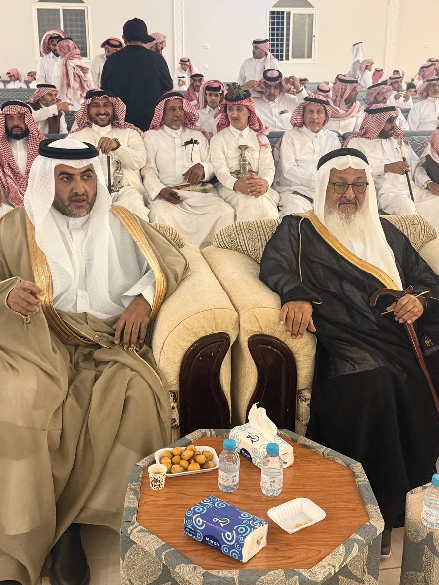 شرف ملتقى آل وليد السنوي ( الثاني عشر ) ضيف شرف الملتقى الشيح محمد بن علي بن سعد العمري من عاكسة أحد وجهاء المنطقة الذي عرف برجاحة العقل والحكمة والإصلاح بين الناس ، كما شرف ملتقانا الداعم الرسمي الشيخ محمد بن عبدالله بن جراد العمري رجل الأعمال المعروف وصاحب شركة مزايا للوقود .