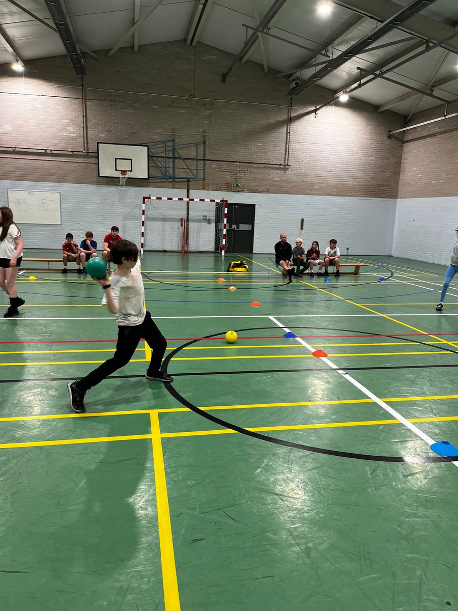 MWSports1's tweet image. Over the past few days has seen a superb start to our Summer multi-sports camp for all our young people.  Some fantastic feedback already ! Big shout out to our coaches -  James, Jay and Lennon 👊🏻⚽️🎾🏀🥊🏓🏏 @EdsentialUK #HAF #Fun4All #InspiringYoungPeople