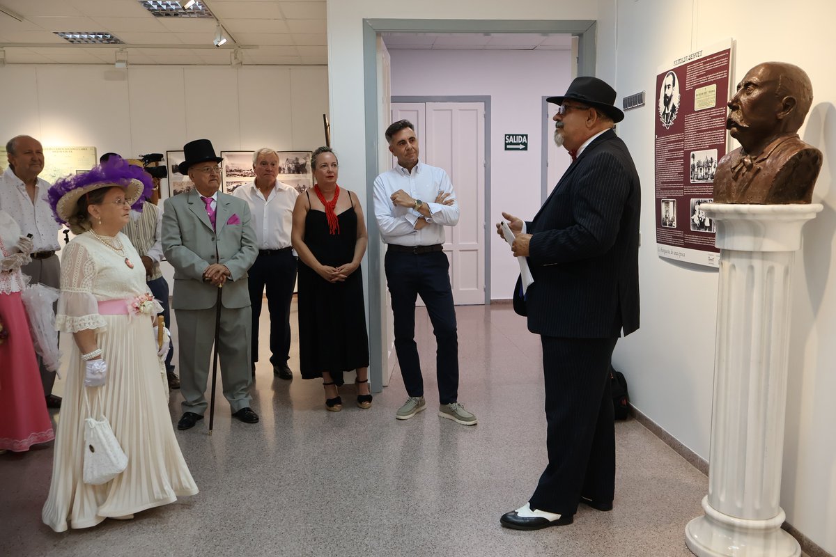 RadioPinatar's tweet image. La Casa de Cultura acoge  "Personajes Ilustres de San Pedro del Pinatar a finales del siglo XIX", una muestra que rinde homenaje a figuras destacadas de la historia local y conmemora el 130 aniversario de la Finca San Sebastián "Casa del Reloj"

tinyurl.com/2ajq4pzy