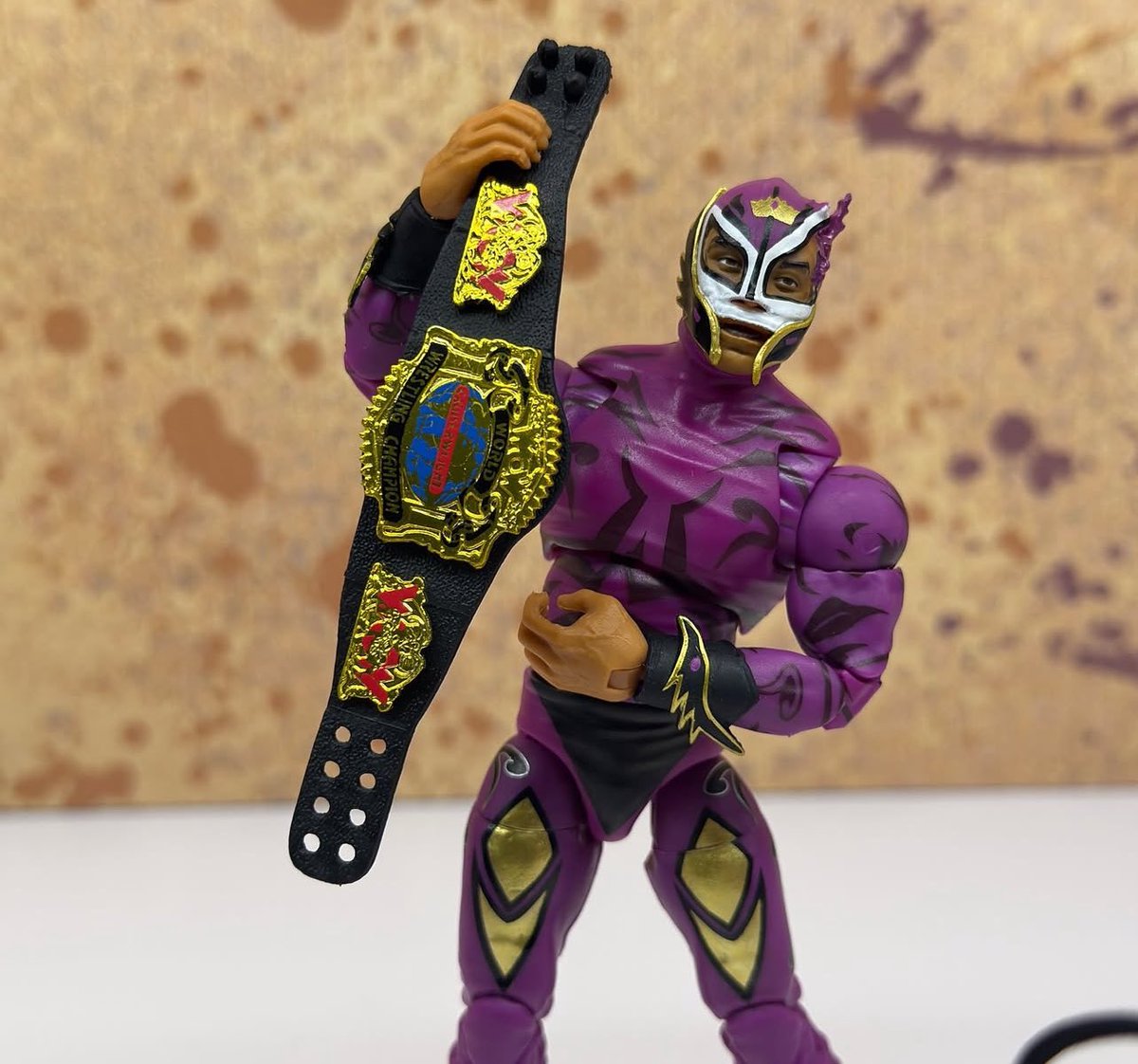 YoAjayyy's tweet image. This Rey Mysterio figure is actually a beast 😍
