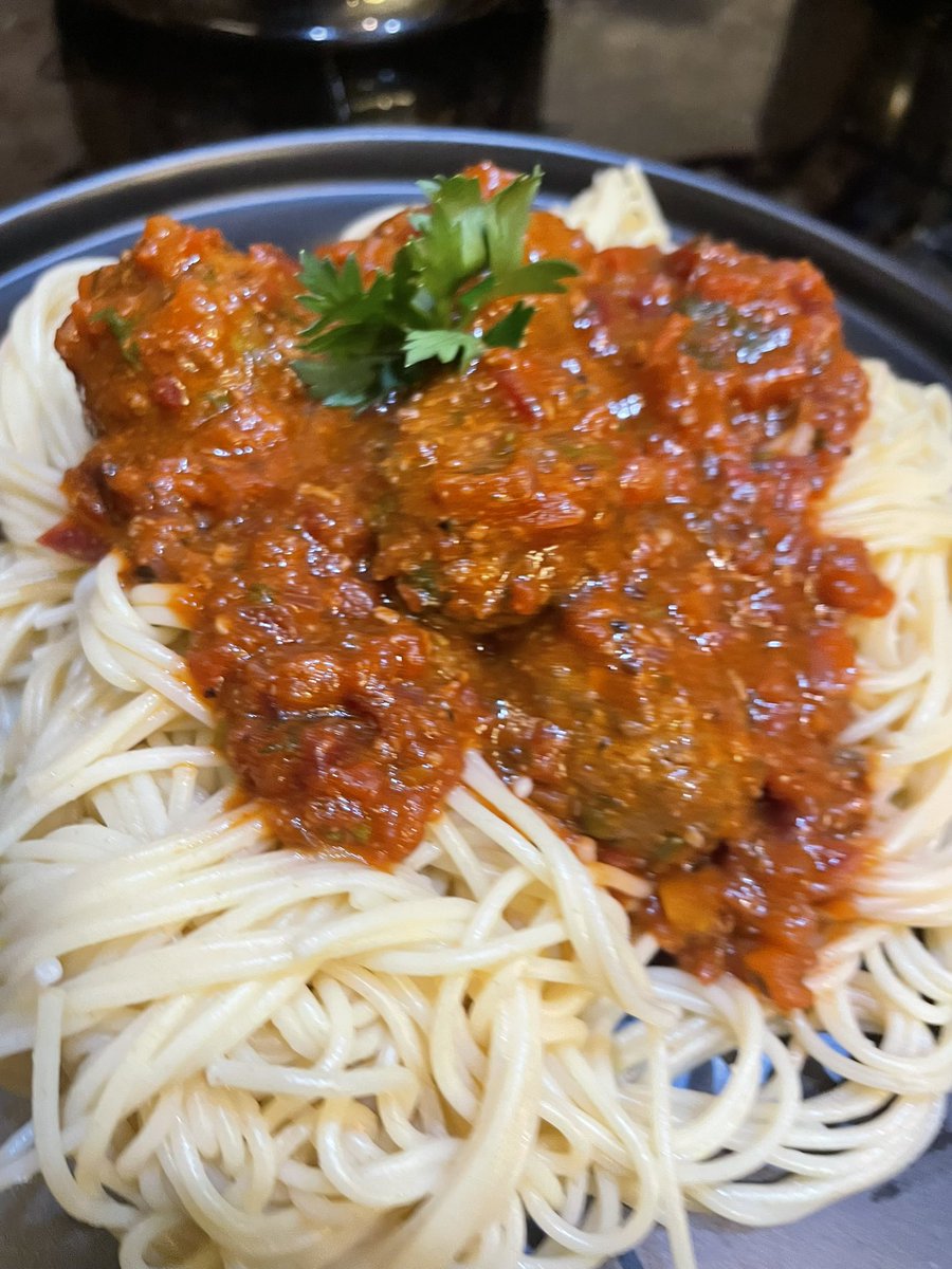 NgNostalgia's tweet photo. Fried Rice or Pasta, What’s your desire?

Hit us up, we got you!

Follow this link to view our menu on WhatsApp: https://t.co/V58Tazeyvf
Find us on Glovo (Nostalgia Bakes and Treats) https://t.co/JM581EISqd