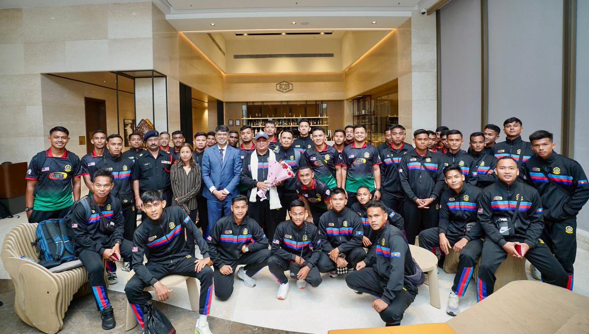 The Malaysia Army Football Team has arrived in Shillong!
Excitement builds as they gear up for an epic clash on the hills. Let’s give them a warm welcome &amp; get ready for world class football! 

#MalaysianShillong #FootballFever #ShillongWelcomesMalaysia