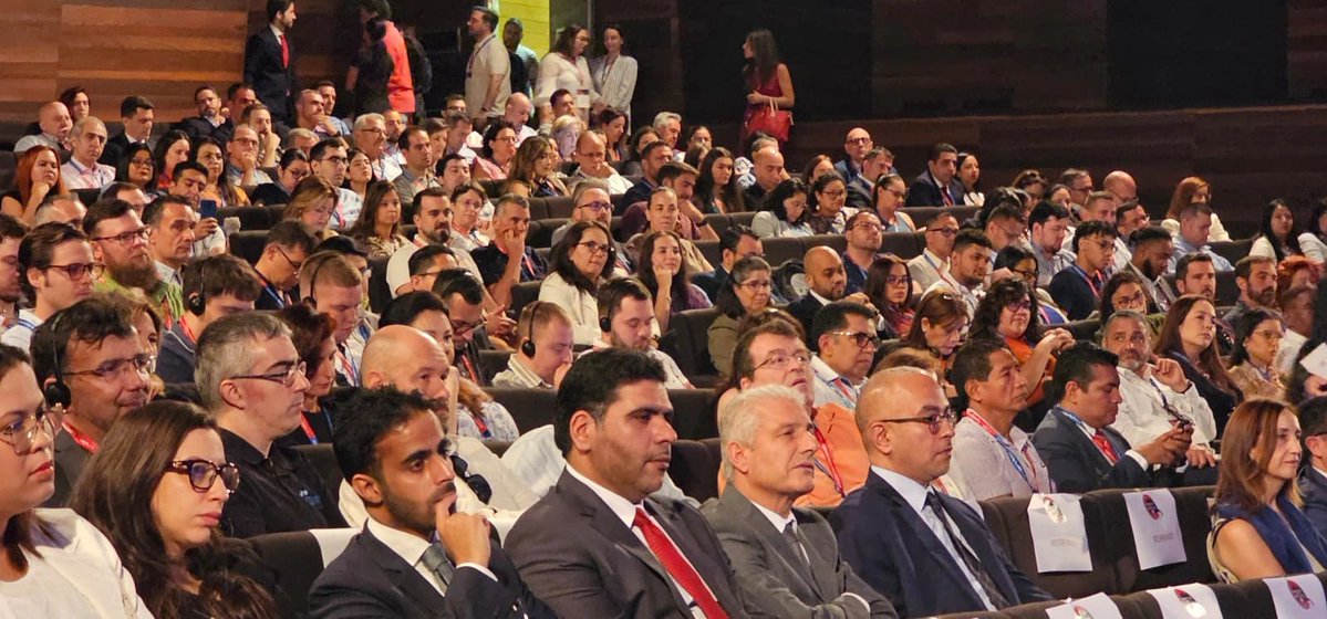 ESPDEF_CERT's tweet image. 📣 Hoy hemos formado parte de la clausura del Cybersecurity Summer Bootcamp 2025.
Organizado por @INCIBE, la @OEA_oficial y la @unileon, ha garantizado +200h de formación en:
🚨 Investigación policial
🌐 CSIRT
⚖️ Jueces
🔎 Fiscales
🏛️ Policy makers
#Ciberdefensa #MCCE #CSBC2025