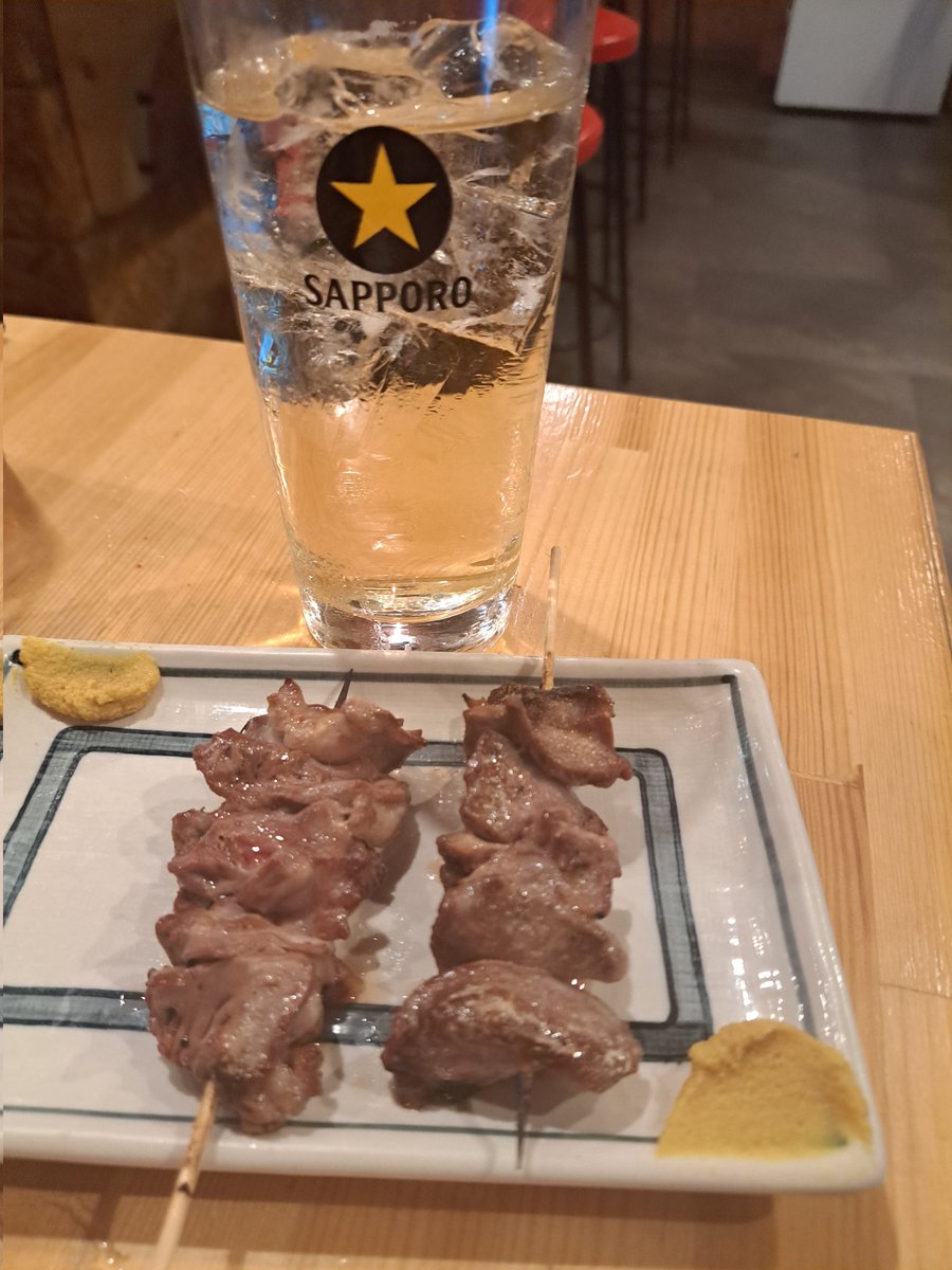 yakiton_hunter's tweet image. もつ焼き専用ハイボール?
これは頼むしかない。
限定に弱くこころのこり串で🍻
今夜は2軒とも美味しく良い街でした。
#大衆酒場はらわた #吉祥寺 #居酒屋