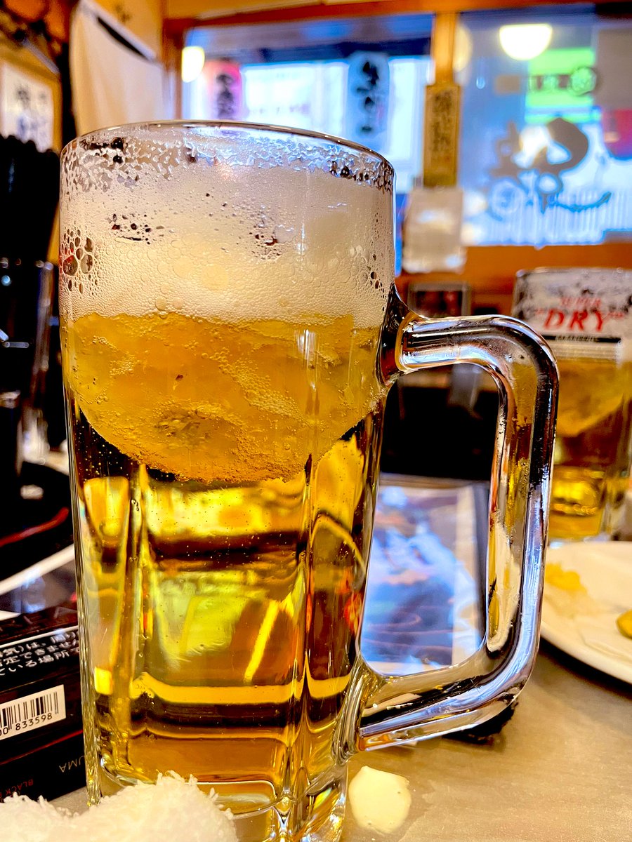 leoma4ma4's tweet image. 唇持ってかれるレベルの泡が凍ったビール最高👍