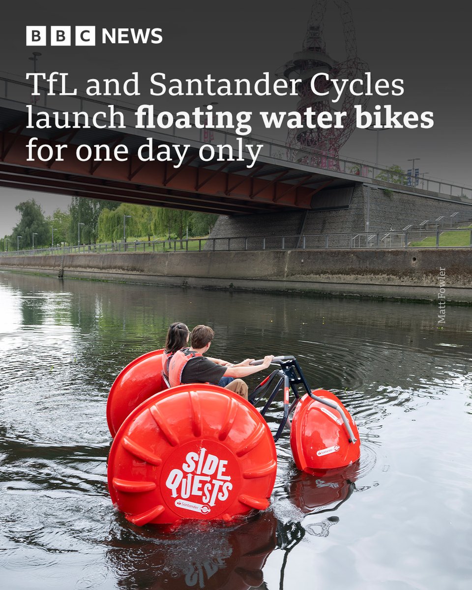 Anyone fancy a cycle in the Thames? 🌊 💦 🚴‍♀️ 