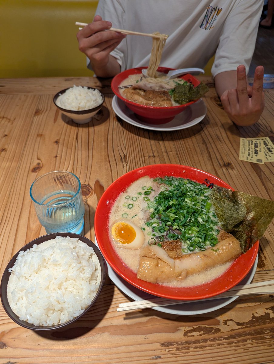 rangiruliuli's tweet image. じーぷくんとやさい✨