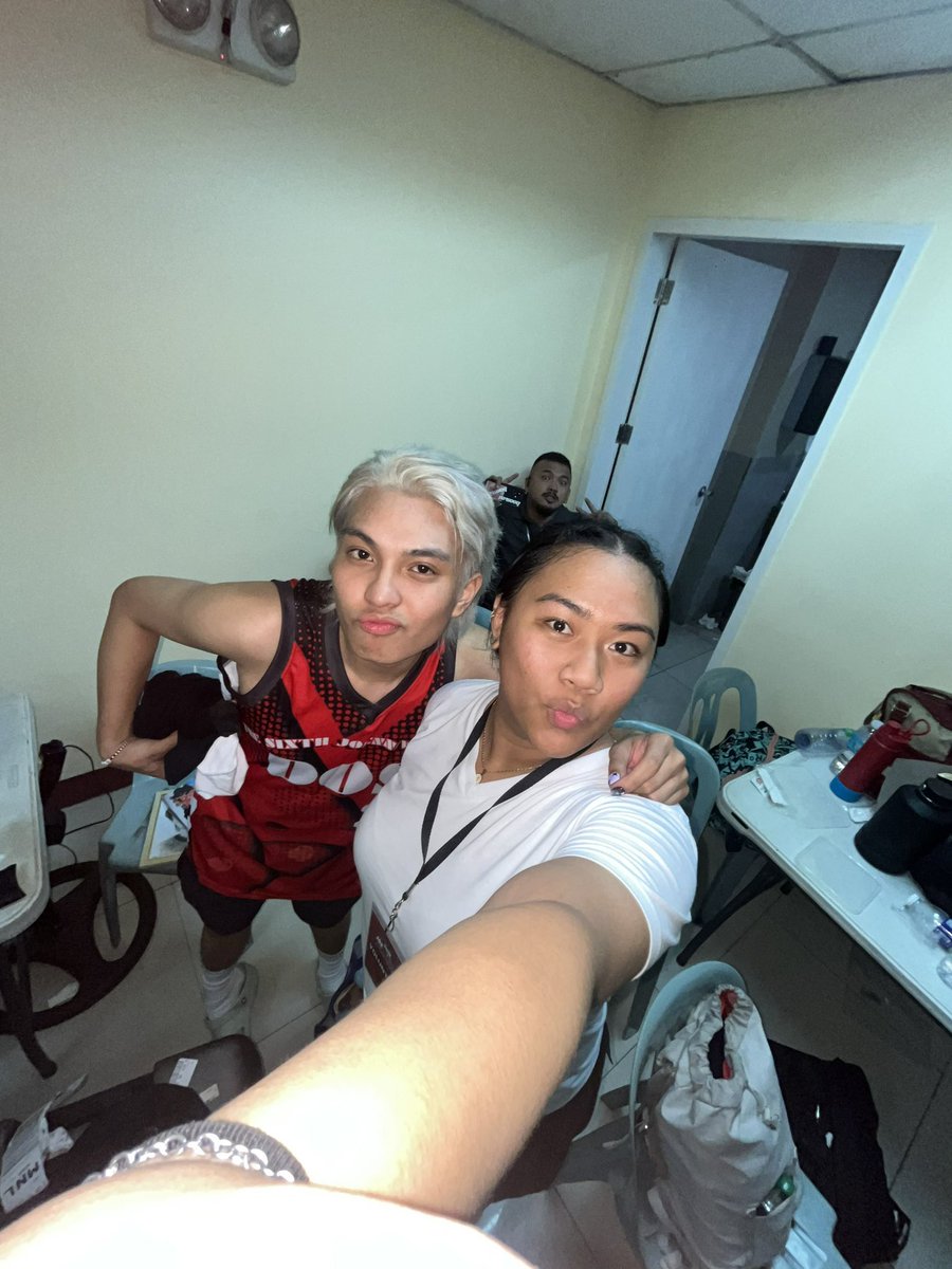 chiyenoodlesoup's tweet image. hbd sa pinakamasarap, pinakacrunchy, pinakamalinamnam lahat na ng pinaka 😭 thank u for saving me & the whole wide universe (superhero pala 😭),, may the world always make u feel special and loved 💗😚 @gianbernardino_ #24EverwithGian