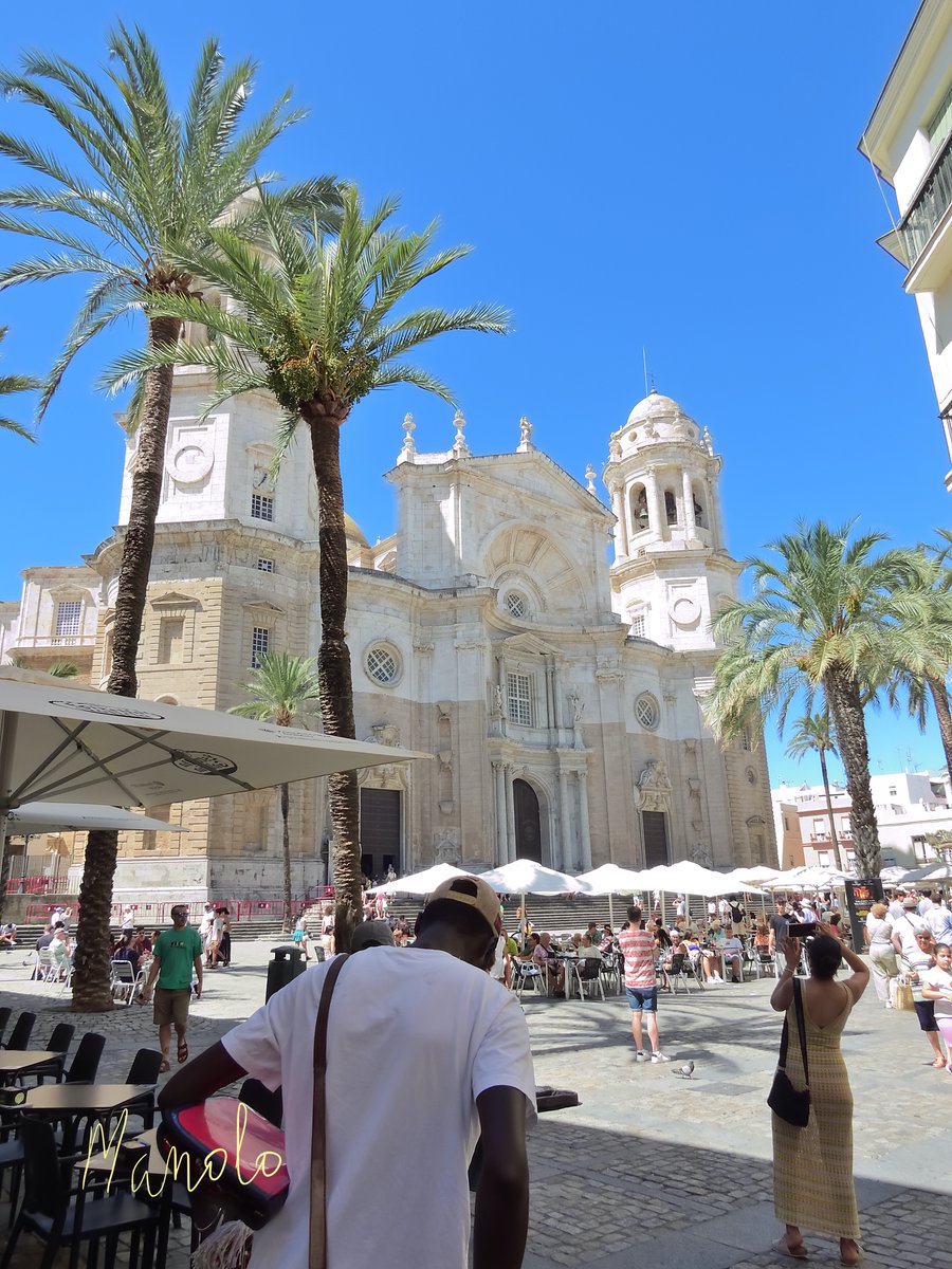 Cádiz. Julio 2025. La Plaza De La Catedral. <a href="/viajar/">Revista Viajar</a> #cadiz <a href="/portaldecadiz/">Portal de Cádiz</a>