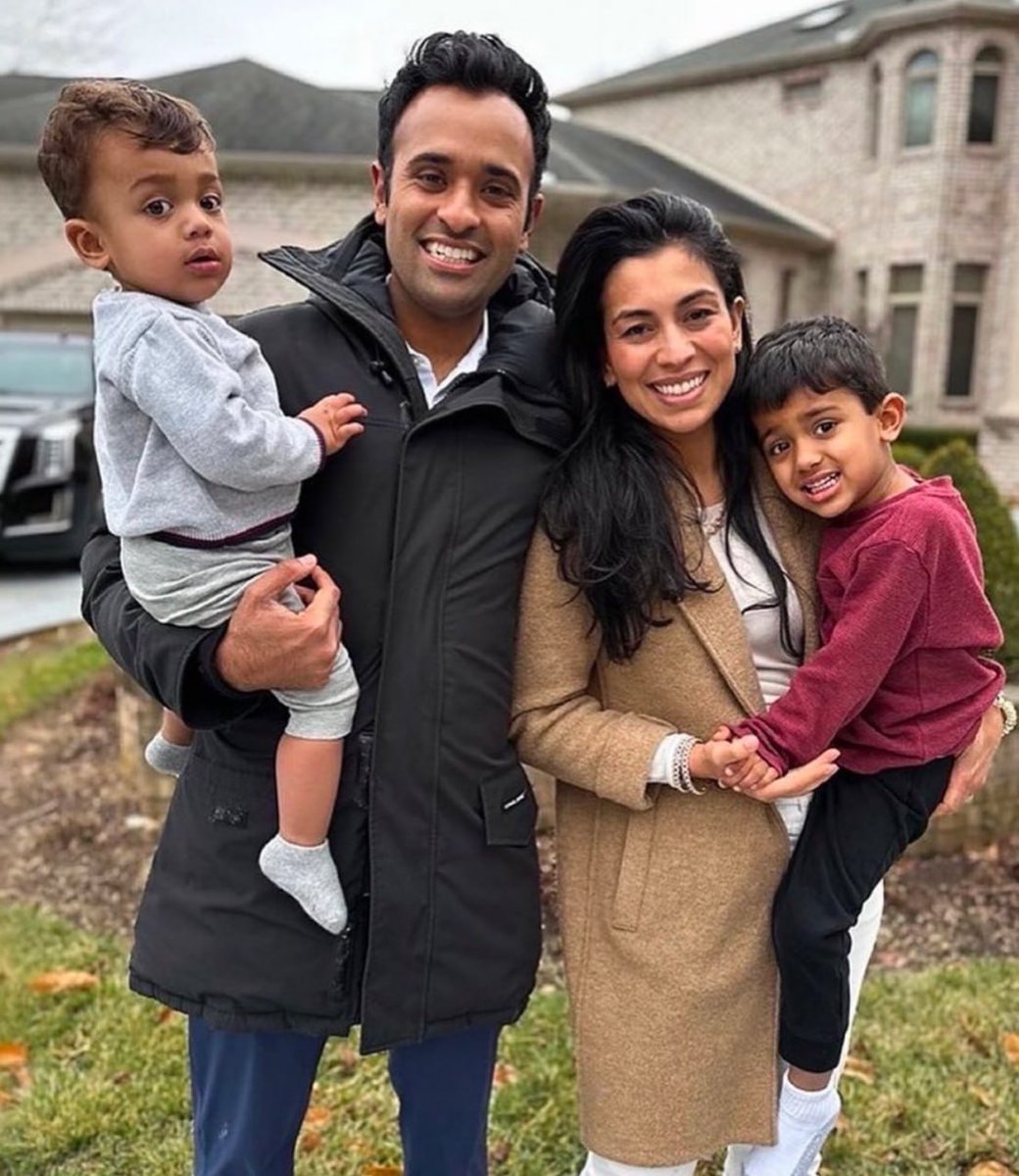 🚨BREAKING: Do you support Vivek Ramaswamy running for the next Governor of Ohio ? 

YES or NO ?